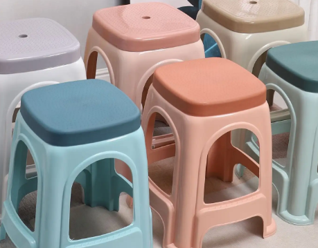 bc6489bc4a27401342340c5107c4bbf3.png 塑料家具.png