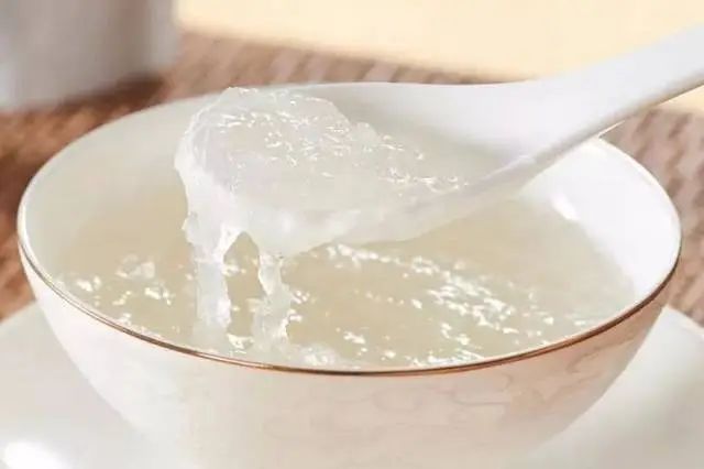 cf64cf41453ba8eefe4f451dd4476c92.jpg 食用燕窝.jpg