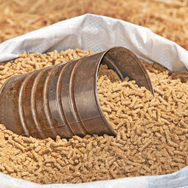 bc1d53838046fa097ba2d38d878f7570.png 饲料.png