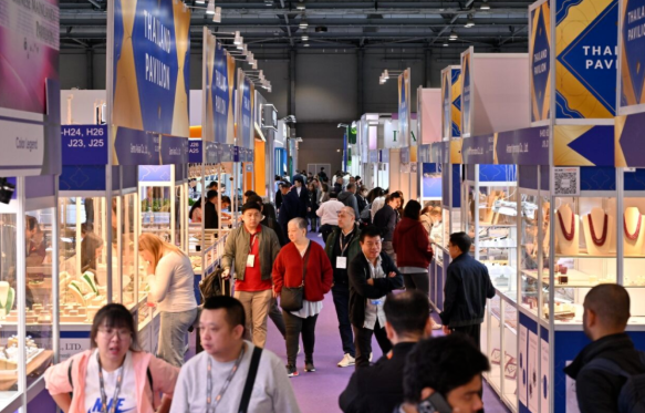 376f170faed20ced4b1100506b880201.png 珠寶.png